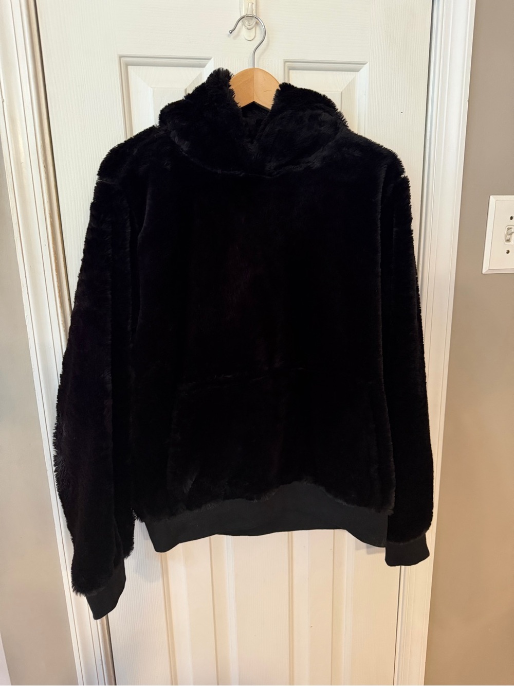 American Stitch Black Faux Fur Hoodie Plush Soft Streetwear Size L